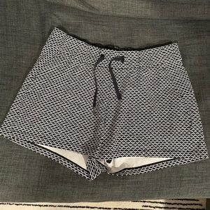 Lululemon on the fly shorts